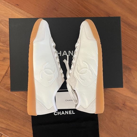 Brand New, New Season Chanel Calfskin & Suede White Sneakers 37. - Picture 4 of 10